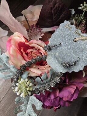 NWT Sparkling Hematite Crystal Bead Bracelet & Earrings Set Gunmetal Gray